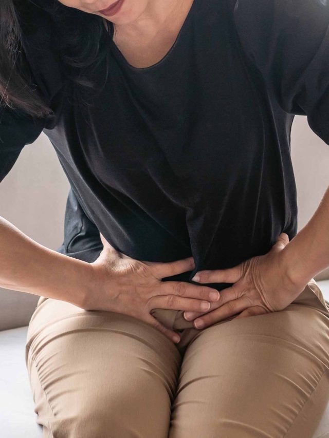 रात को बार बार पेशाब आता है पेशाब? इन आसान टिप्स से मिलेगी मदद