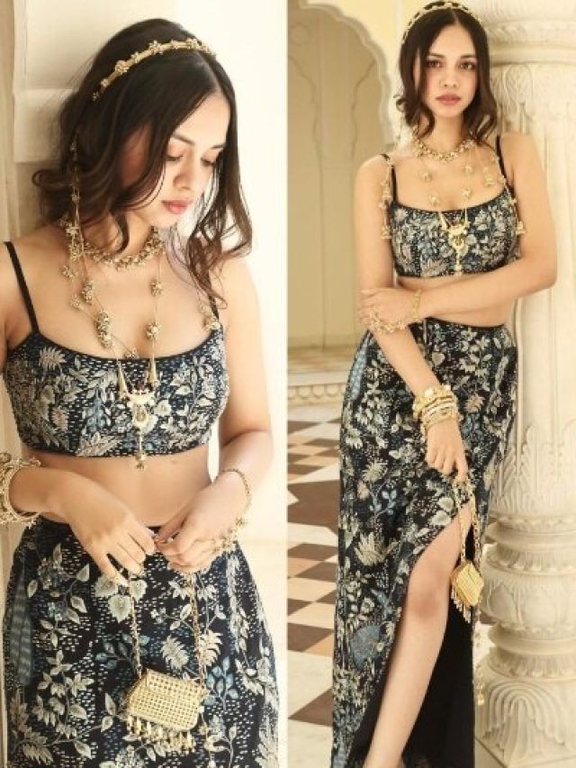 'लापता लेडीज' की 'फूल' ने छोड़ा सादगी भरा लुक, डिजाइनर लहंगे में ढाया कहर, देखें PHOTOS