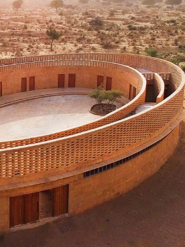 वो भव्य स्कूल, जहां की ड्रेस सभ्यसाची ने की है डिजाइन! फीस कुछ नहीं लगती