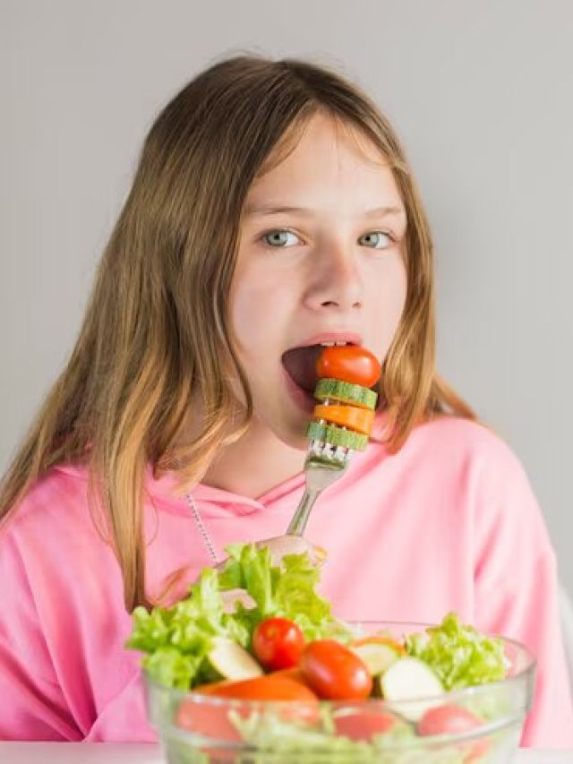 'आइंस्टीन' जैसा तेज हो सकता है बच्चों का दिमाग! डाइट में दें ये सुपरफूड्स