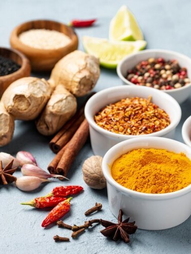 सिर्फ स्वाद ही नहीं सेहत का खजाना भी हैं ये भारतीय मसाले, ऐसे करें सेवन