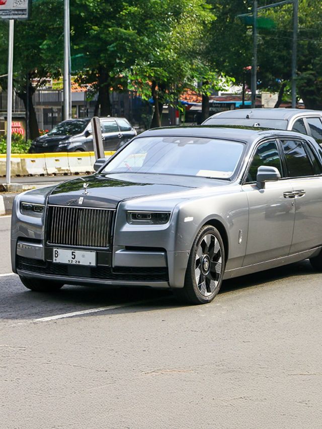 Rolls-Royce at half price? These luxury cars are now within reach for Indians