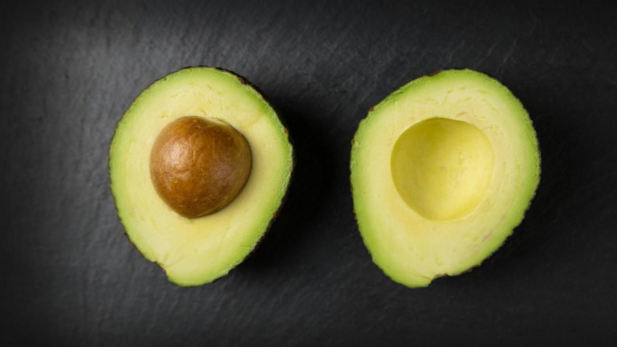 5 Powerful Omega-3 Foods You Should Eat for Brain & Heart Health