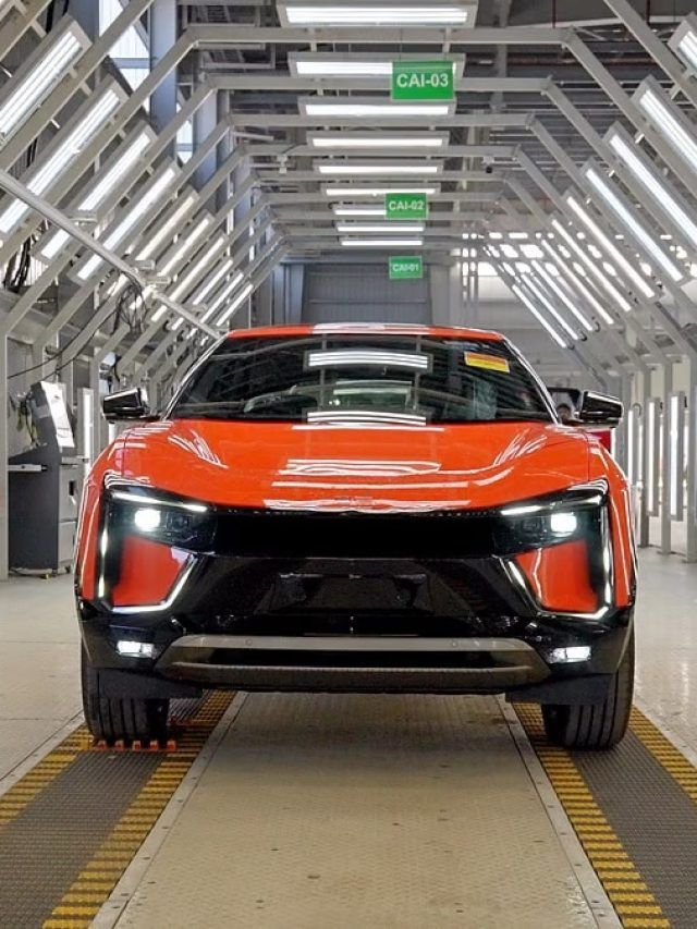 इलेक्ट्रिक में मचाई धूम! अब HYBRID अवतार में आ रही हैं महिंद्रा की ये कारें