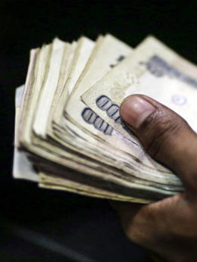 अगस्त का नया सप्ताह आज से शुरू, इन 4 राशि वालों को अचानक हो सकता है धन लाभ