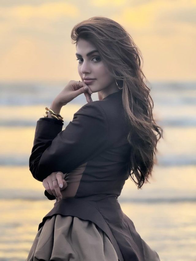 जेल से बाहर आने के बाद चौपट हुआ रिया का करियर, नहीं मिला काम, बनीं बिजनेसवुमन