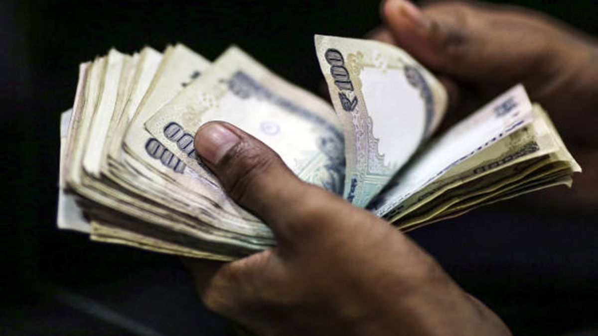 भूलकर भी न करें ये काम, वरना मां लक्ष्मी हो जाएंगी नाराज