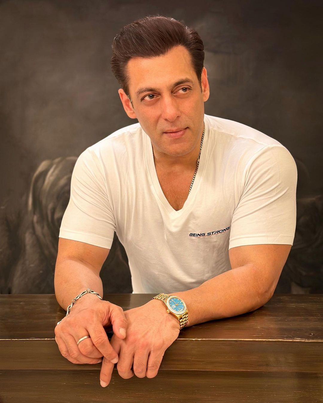 salman khan 10ITG 1750247684045