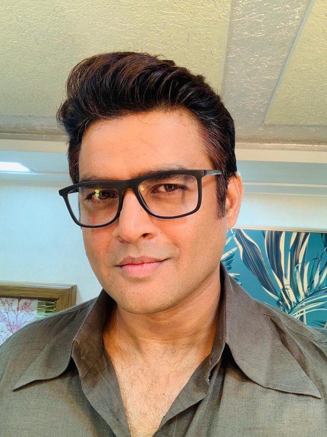 নারকেল তেল দিয়ে গা মালিশ করেন মাধবন, কী উপকার হয়?