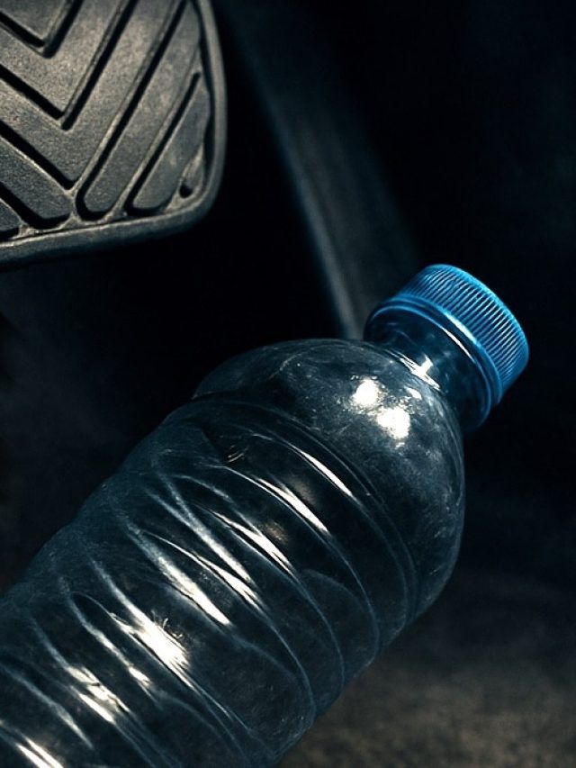 ब्रेक पैडल के नीचे पानी की बोतल, 2 की गई जान! कार में भूलकर न छोड़े ये चीजें