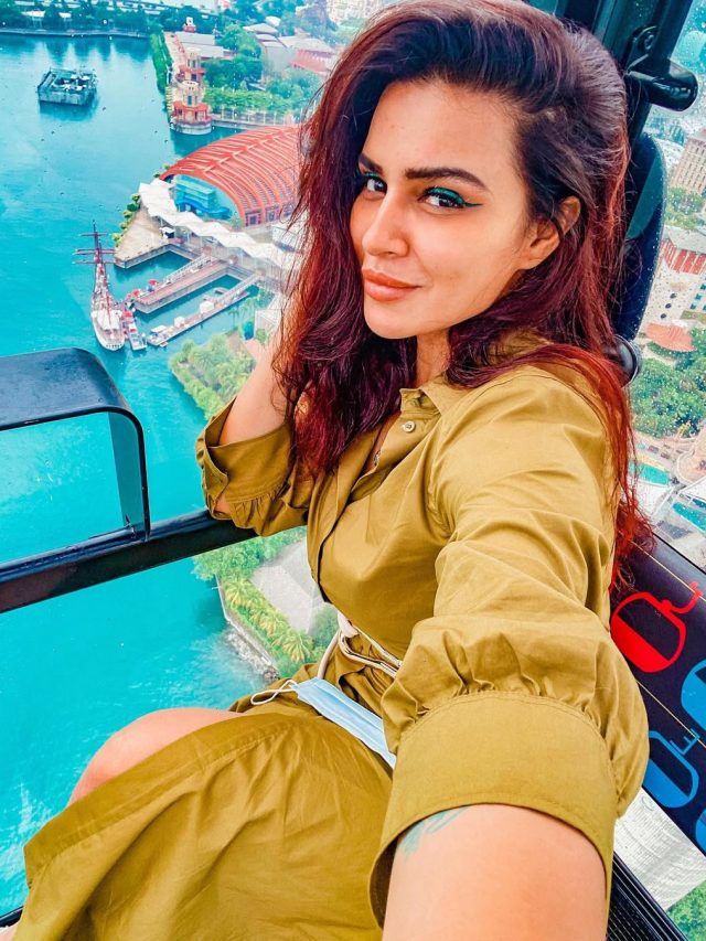 Aashka Goradia left acting: Now she runs a Rs 1,200 crore beauty empire