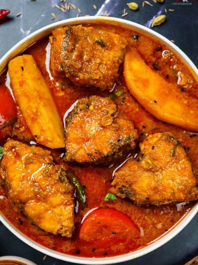 শুক্তোর মশলায় কাঁচকলা দিয়ে মাছের ঝোল, বাঙালদের পুরনো রেসিপি