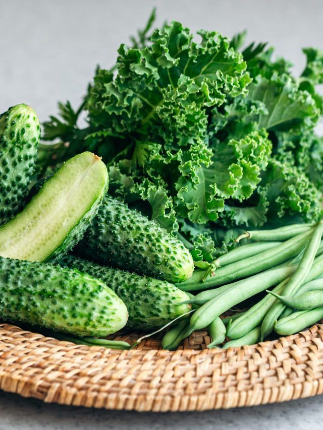 बारिश में आपको सुपरहेल्दी बना सकती हैं ये 4 हरी सब्जियां! बीमारियां भगाती हैं दूर