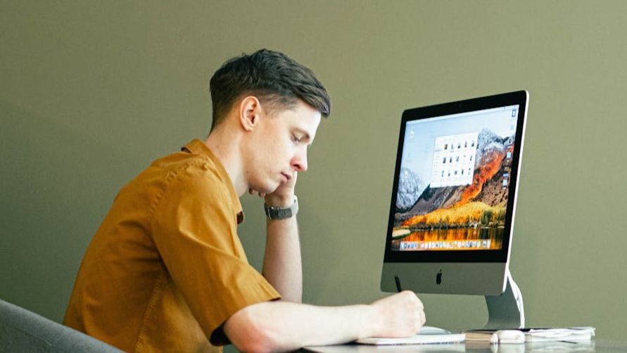 7 Reasons Why You Keep Forgetting What You Study