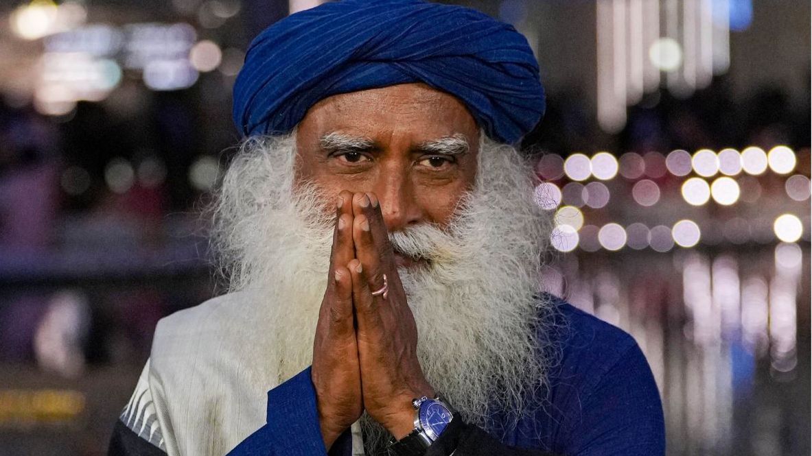 7 Inspirational Sadhguru Quotes on Education and Learning thumbnail