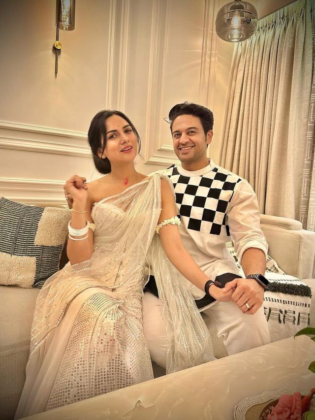 महीनों बाद पत्नी से मिले गौरव, बिछड़ने पर हुए इमोशनल, मांगी Kiss, बोले- 9 बार...