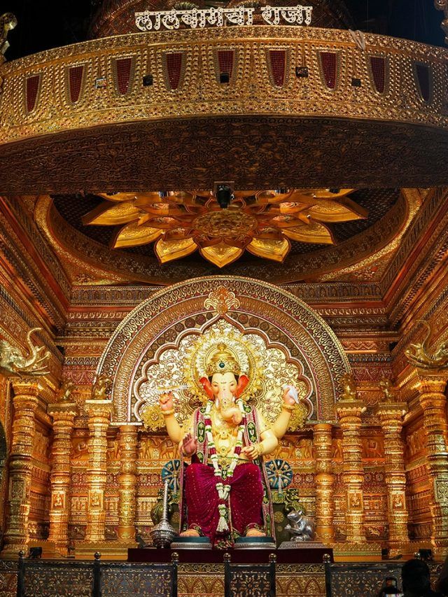 Lalbaugcha Raja: The idol that commands 1.5 million devotees a day