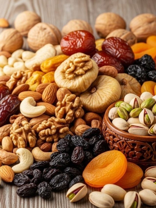 दिन की करना चाहते हैं पावरफुल शुरुआत? इन ड्राईफ्रूट्स का करें सेवन