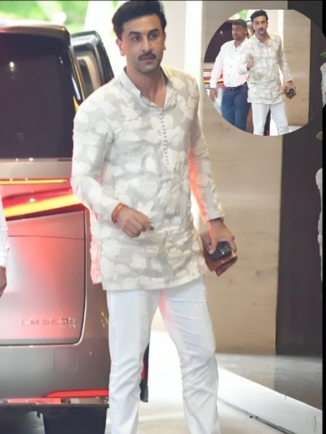 देसी अंदाज में रणबीर कपूर, गणपति दर्शन के लिए शॉर्ट कुर्ते में दिखे हैंडसम, PHOTOS