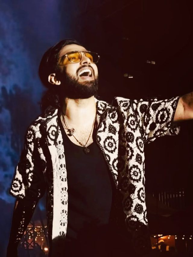 35 की उम्र में सिंगल है करोड़पति घराने का सिंगर, नहीं मिल रहा प्यार, बोला- उम्मीद थी पर...