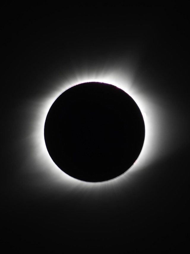 चंद्र ग्रहण से शुरू-सूर्य ग्रहण पर खत्म, इन 5 राशियों का सोया भाग्य जगा सकता है पितृपक्ष