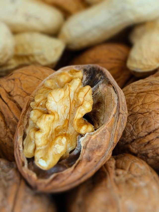 From kitchen jar to artery care: The walnut routine you need