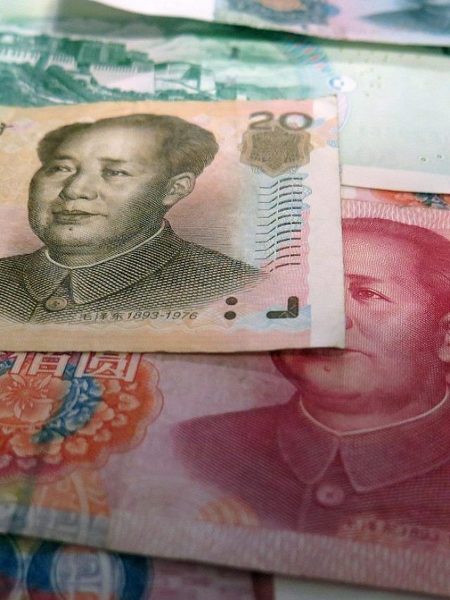 चीन की रेनमिनबी या अमेरिका का डॉलर... कौन सी करेंसी है ज्यादा मजबूत?