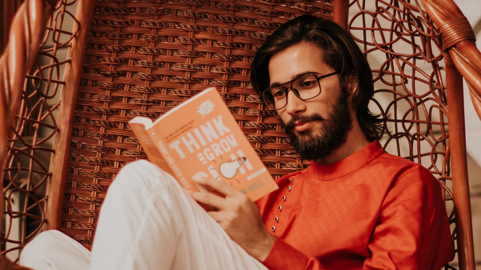 7 Tips to Read 2x Faster Without Missing a Single Detail