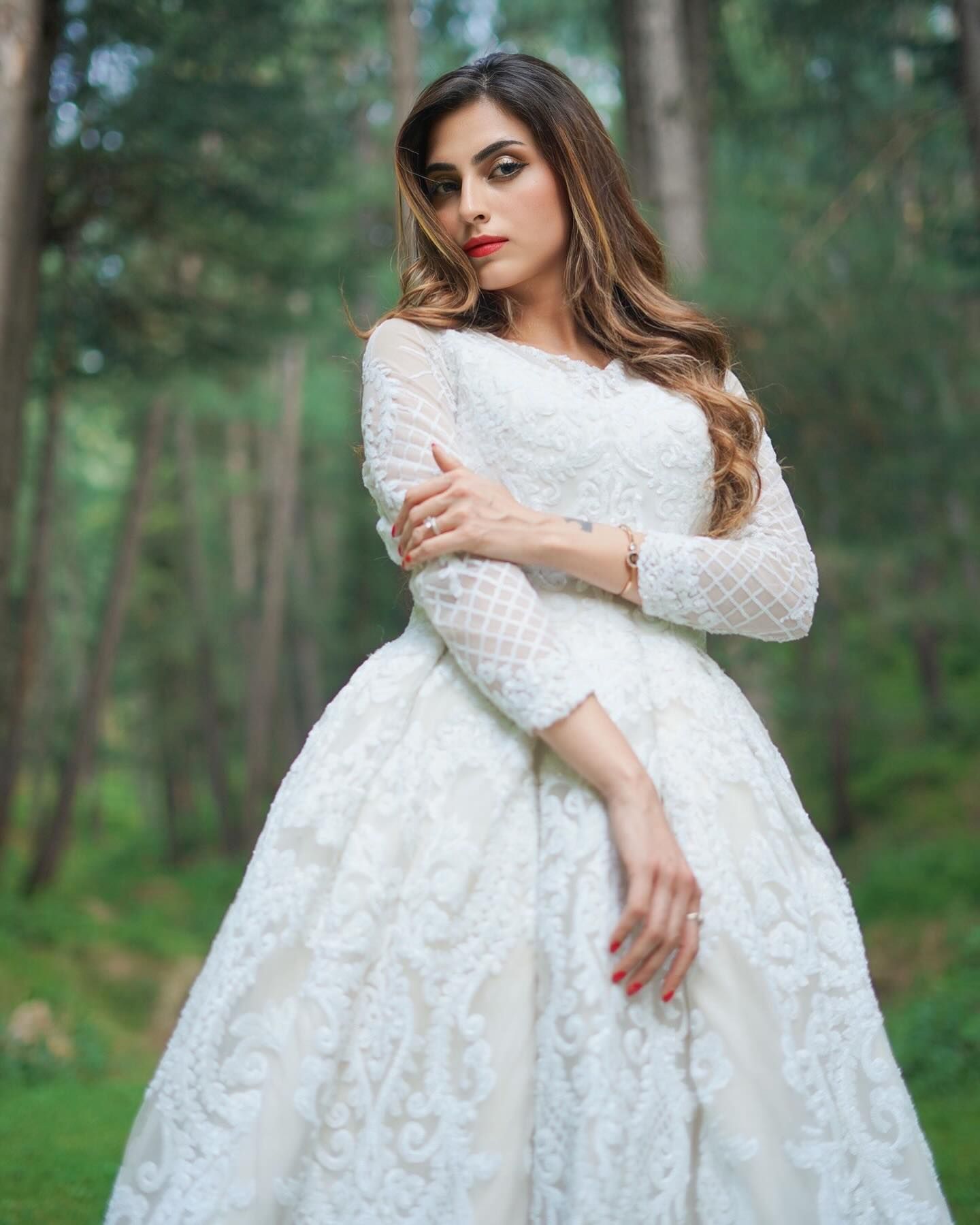 farhana bigg boss 19 14ITG 1756102282932