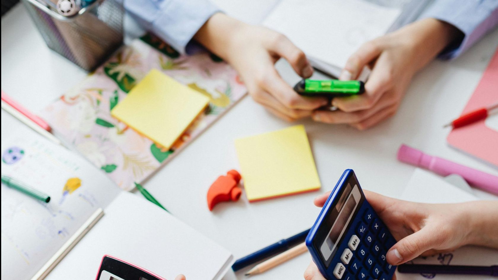 7 AI Tools Every Student or Professional Must Try in 2025