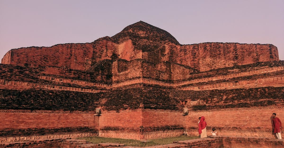 5 Indian Universities That Existed Before British