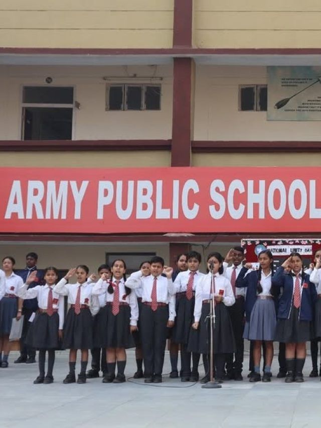 केंद्रीय विद्यालय, आर्मी और सैनिक स्कूल में क्या अंतर है? इतनी होती है फीस