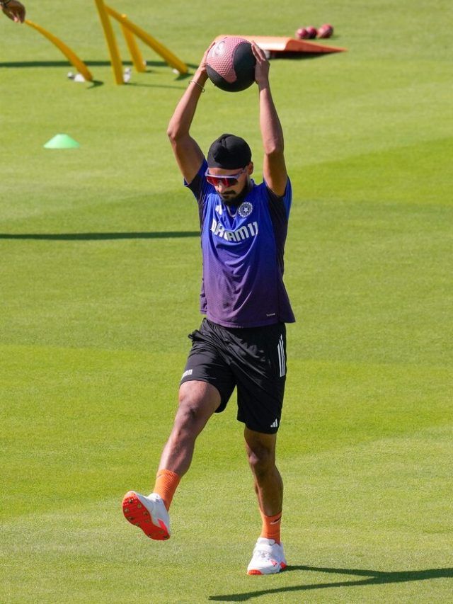 एक विकेट लेते ही... टीम इंड‍िया का ये क्रिकेटर रच देगा इत‍िहास, पहली बार होगा ऐसा