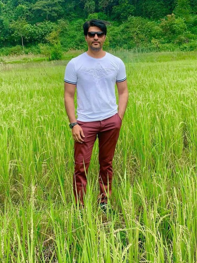 कोई बना किसान-किसी ने संभाला बिजनेस, मशहूर होकर इन स्टार्स ने छोड़ी एक्टिंग