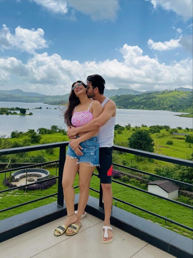 '13 दिन से...', एक्टर से दूर होकर तड़पी पत्नी, याद कर हुई इमोशनल, बोली- आपकी बांहों में...