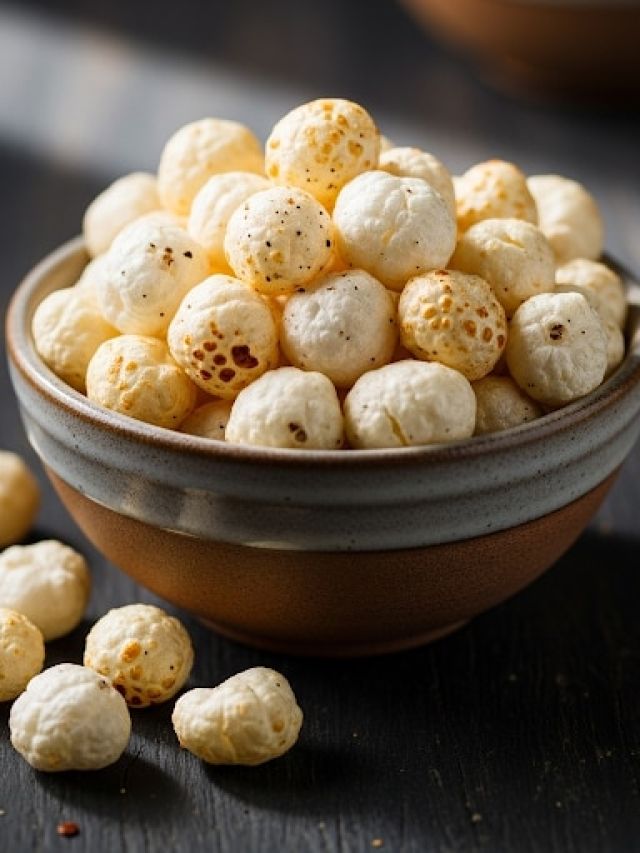 हड्डियों को बुढ़ापे तक मजबूत रखेगा ये सफेद ड्राई फ्रूट, शरीर में भी आएगी नई जान