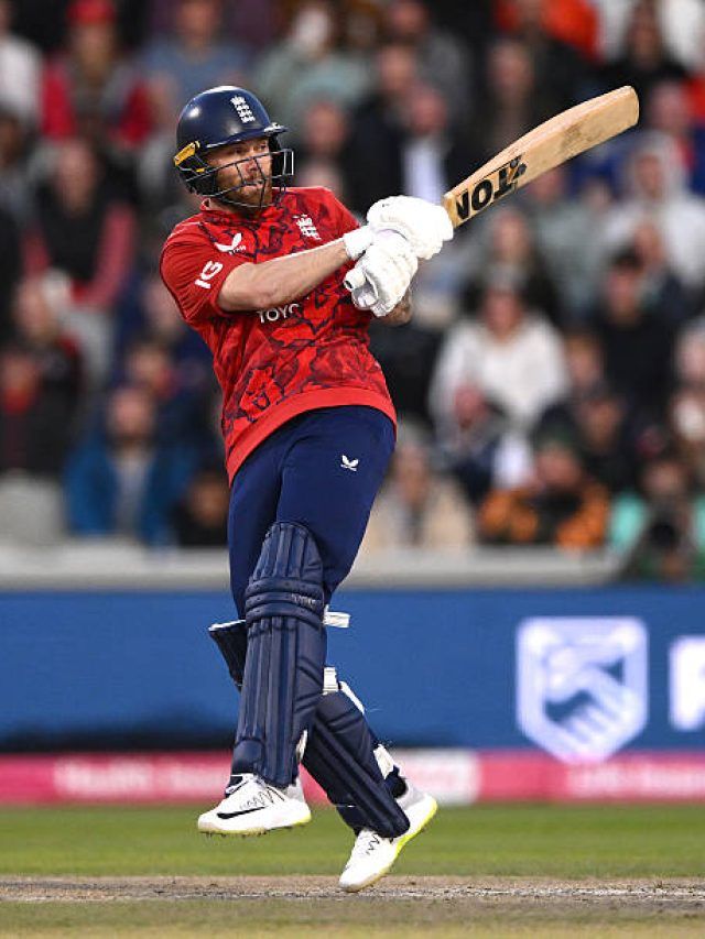 8 छक्के, 39 बॉल पर शतक... अंग्रेज बैटर ने की रिकॉर्ड्स की बारिश, सूर्या भी पिछड़े