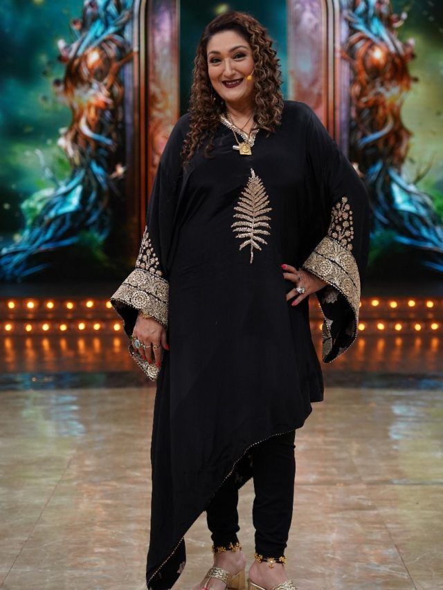 'गोविंदा के इतने करीब कब आए थे?', मुनव्वर ने पूछा पर्सनल सवाल, सुनीता ने की बोलती बंद