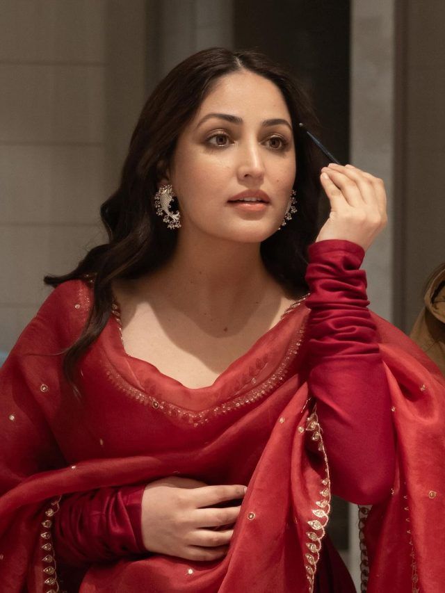 सर्जरी से खूबसूरत दिखने का ट्रेंड, यामी गौतम बोलीं- चाकू के नीचे आलू-प्याज...