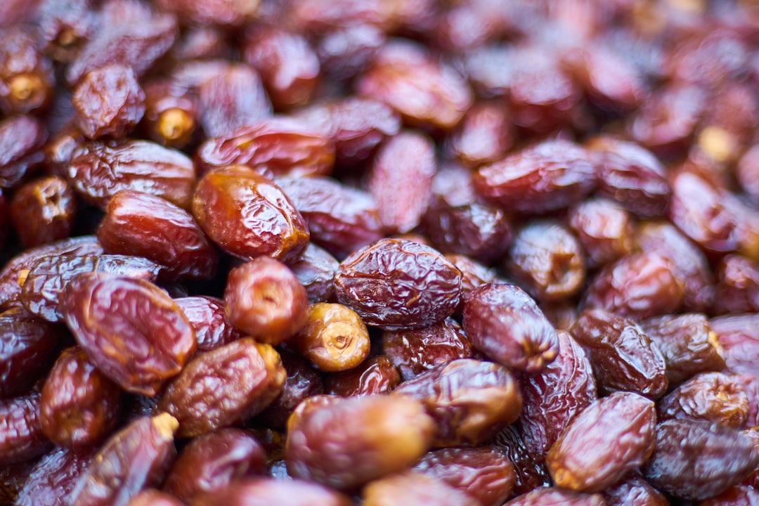 5 Benefits Of Consuming Dates in Morning
