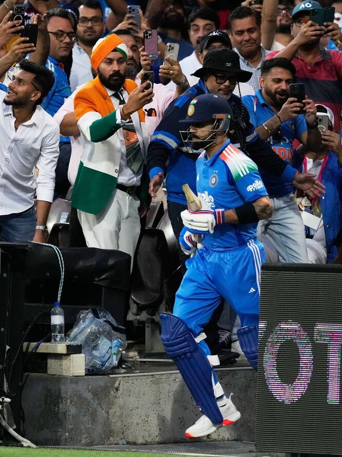 Most runs in ODIs: Virat Kohli in top two