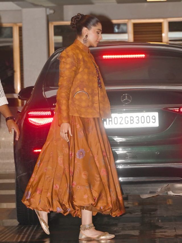 कपूर खानदान में बजेगी शहनाई, अर्जुन ने संभाली जिम्मेदारी, कैमरे से बचती दिखीं सोनम