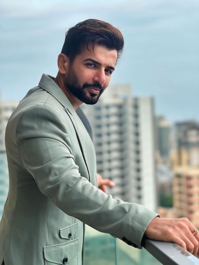 जय की पोस्ट पर पत्नी माही का कमेंट, फैन्स हुए हैरान, पूछा- तलाक हो रहा है?