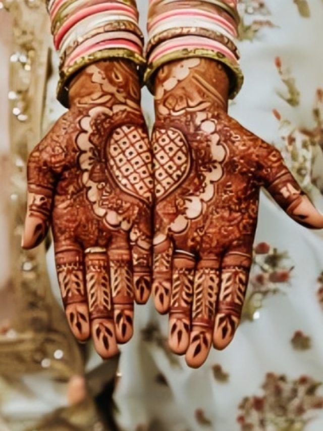 करवा चौथ पर अभी तक नहीं लगाई मेहंदी? इस तरह बस 10 मिनट में लगाएं सुंदर डिजाइन