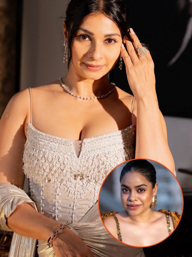 दुर्गा पंडाल में एक्ट्रेस की कैटफाइट! तनीषा ने किया इग्नोर, सुमोना का उतरा चेहरा...