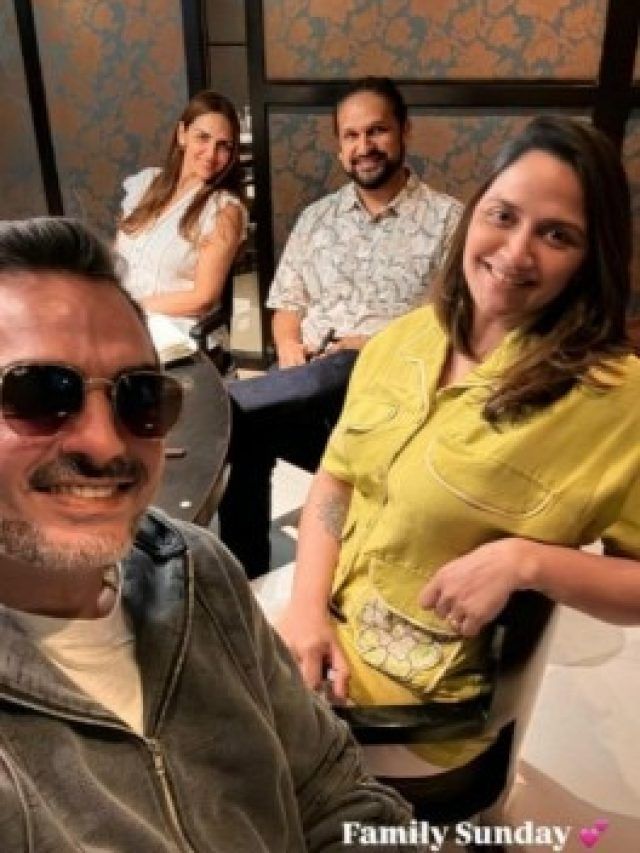 EX हसबैंड संग मिटी ईशा की दूरियां, तलाक के 1 साल बाद की पार्टी, लिखा- परिवार...