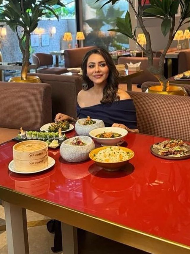 950 के मोमो, 1100 का सलाद, गौरी खान के रेस्टोरेंट में खाने के लिए खर्च करने होंगे इतने पैसे