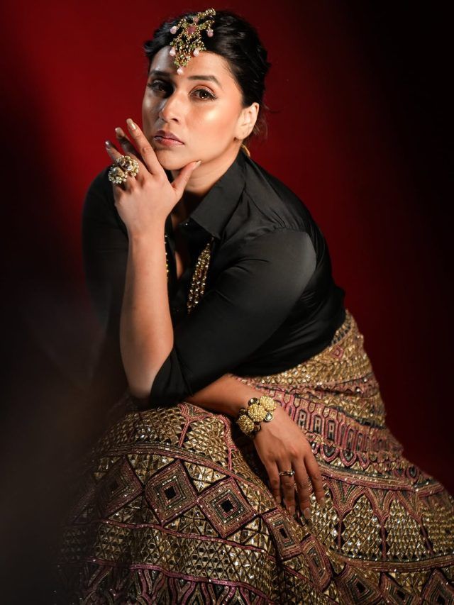 मशहूर एक्ट्रेस का Oops मोमेंट, यूजर्स ने किया नोटिस, बोले- फैशन ब्लंडर है ये...