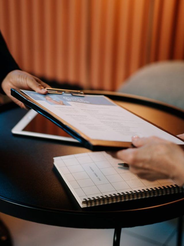 7 Ways to Make Your Resume Stand Out in the Age of AI