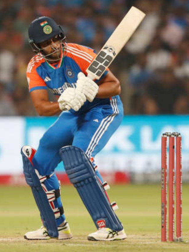 6,6,6,6,6,6...टीम इंडिया के इस धांसू ऑलराउंडर ने मचाई तबाही, जड़ा तूफानी शतक